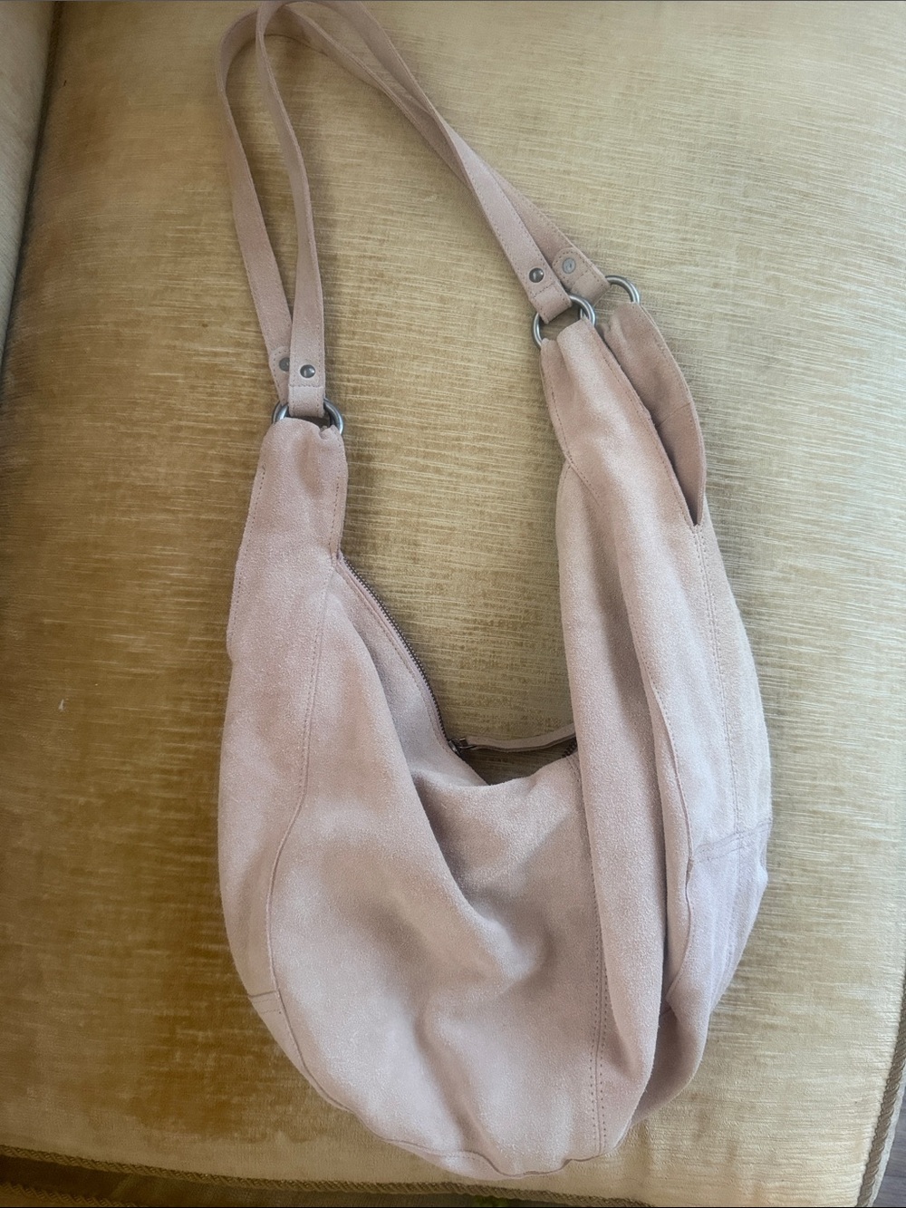 Free People Roma nude Blush Pink Suede tote Shoulder slouch Bag in candies - Picture 2 of 6